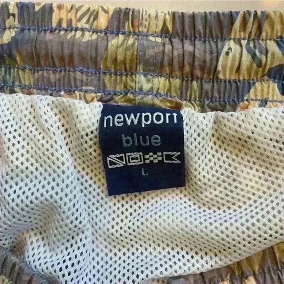 Newport Blue Men’s Swim Trunks. Size L Fish Print. Beach Resort wear Vacation - Picture 7 of 7